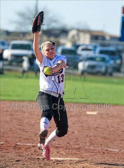 Thumbnail 2 in Franklin vs. Modesto (Ceres Tournament) photogallery.