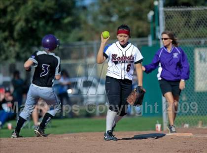Thumbnail 3 in Franklin vs. Modesto (Ceres Tournament) photogallery.