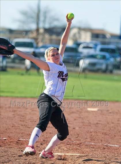 Thumbnail 3 in Franklin vs. Modesto (Ceres Tournament) photogallery.
