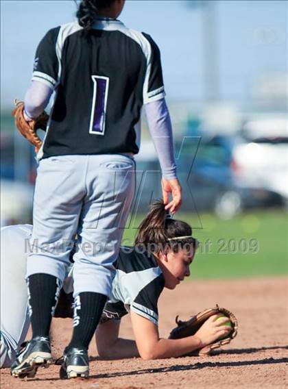 Thumbnail 1 in Franklin vs. Modesto (Ceres Tournament) photogallery.