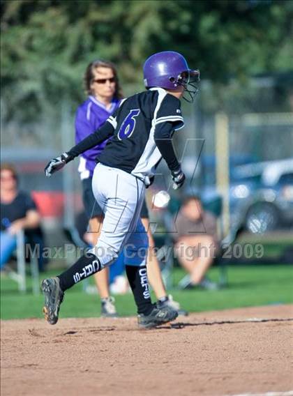 Thumbnail 2 in Franklin vs. Modesto (Ceres Tournament) photogallery.