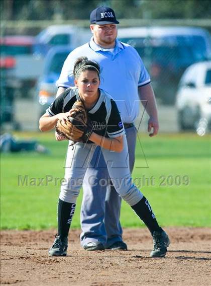 Thumbnail 3 in Franklin vs. Modesto (Ceres Tournament) photogallery.