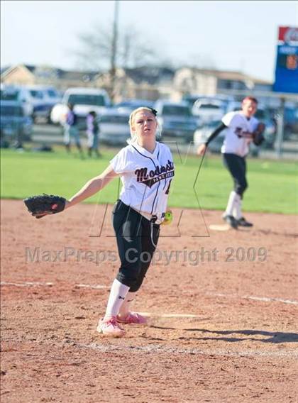 Thumbnail 2 in Franklin vs. Modesto (Ceres Tournament) photogallery.