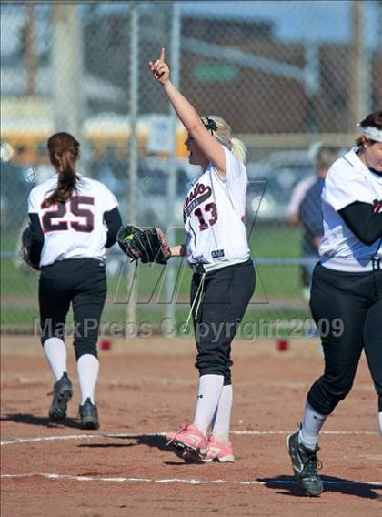 Thumbnail 1 in Franklin vs. Modesto (Ceres Tournament) photogallery.