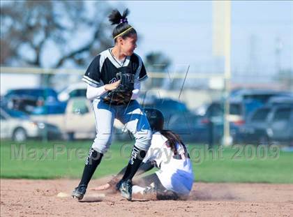 Thumbnail 1 in Franklin vs. Modesto (Ceres Tournament) photogallery.