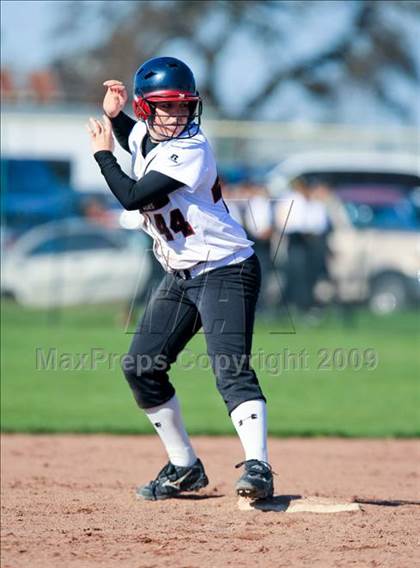 Thumbnail 2 in Franklin vs. Modesto (Ceres Tournament) photogallery.