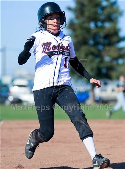 Thumbnail 2 in Franklin vs. Modesto (Ceres Tournament) photogallery.