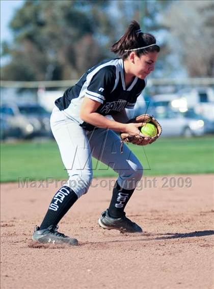 Thumbnail 3 in Franklin vs. Modesto (Ceres Tournament) photogallery.