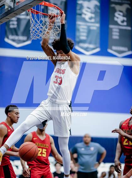 Thumbnail 1 in Fairfax vs. Santa Clarita Christian (Sierra Canyon Super Showcase) photogallery.