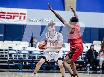 Thumbnail 2 in Fairfax vs. Santa Clarita Christian (Sierra Canyon Super Showcase) photogallery.