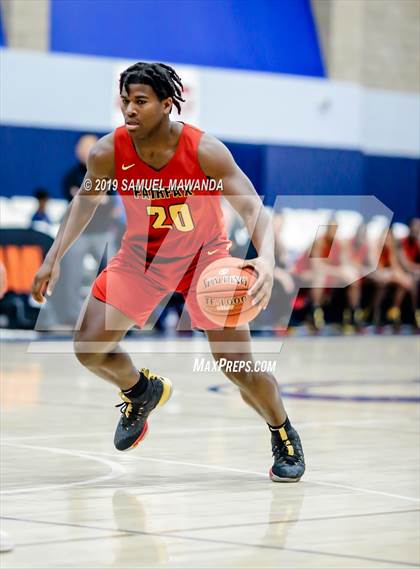 Thumbnail 3 in Fairfax vs. Santa Clarita Christian (Sierra Canyon Super Showcase) photogallery.