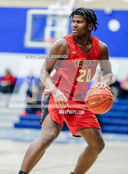 Thumbnail 2 in Fairfax vs. Santa Clarita Christian (Sierra Canyon Super Showcase) photogallery.