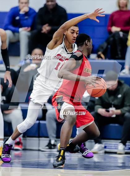 Thumbnail 3 in Fairfax vs. Santa Clarita Christian (Sierra Canyon Super Showcase) photogallery.