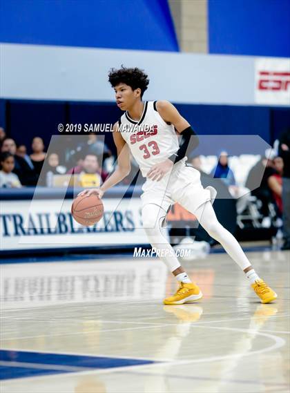 Thumbnail 3 in Fairfax vs. Santa Clarita Christian (Sierra Canyon Super Showcase) photogallery.