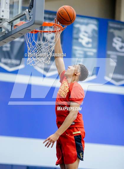 Thumbnail 3 in Fairfax vs. Santa Clarita Christian (Sierra Canyon Super Showcase) photogallery.