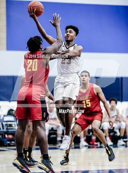 Thumbnail 1 in Fairfax vs. Santa Clarita Christian (Sierra Canyon Super Showcase) photogallery.