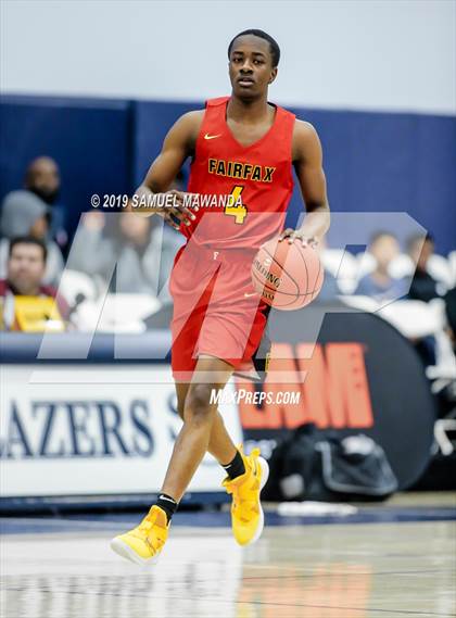 Thumbnail 2 in Fairfax vs. Santa Clarita Christian (Sierra Canyon Super Showcase) photogallery.