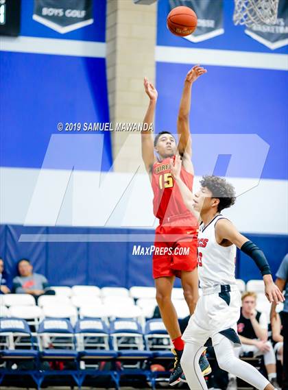 Thumbnail 1 in Fairfax vs. Santa Clarita Christian (Sierra Canyon Super Showcase) photogallery.
