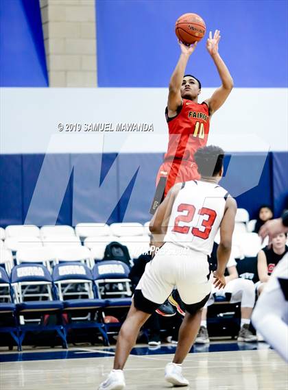 Thumbnail 3 in Fairfax vs. Santa Clarita Christian (Sierra Canyon Super Showcase) photogallery.