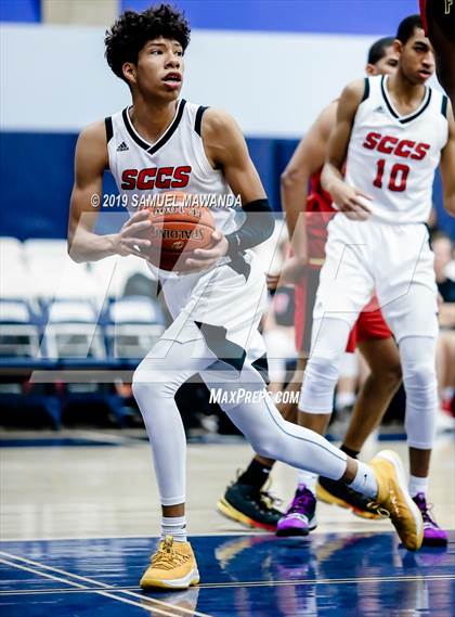 Thumbnail 2 in Fairfax vs. Santa Clarita Christian (Sierra Canyon Super Showcase) photogallery.