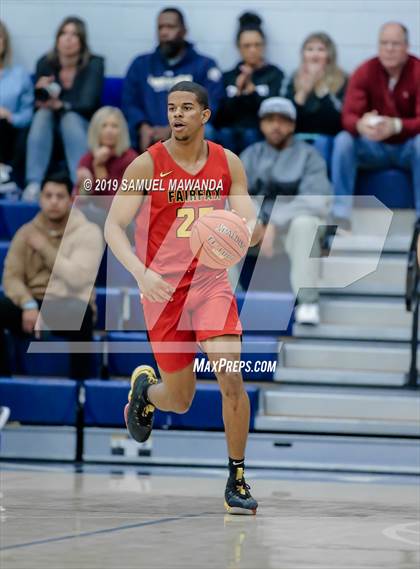 Thumbnail 1 in Fairfax vs. Santa Clarita Christian (Sierra Canyon Super Showcase) photogallery.