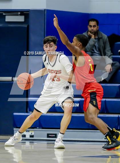 Thumbnail 3 in Fairfax vs. Santa Clarita Christian (Sierra Canyon Super Showcase) photogallery.