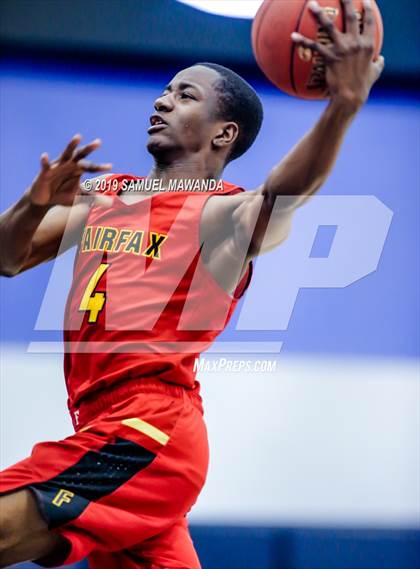 Thumbnail 1 in Fairfax vs. Santa Clarita Christian (Sierra Canyon Super Showcase) photogallery.
