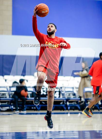 Thumbnail 2 in Fairfax vs. Santa Clarita Christian (Sierra Canyon Super Showcase) photogallery.