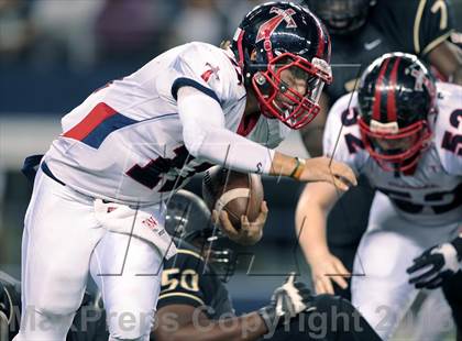 Thumbnail 2 in Centennial vs. South Oak Cliff (UIL 4A Area Playoff) photogallery.