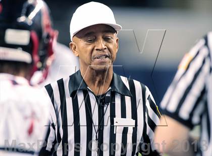 Thumbnail 3 in Centennial vs. South Oak Cliff (UIL 4A Area Playoff) photogallery.