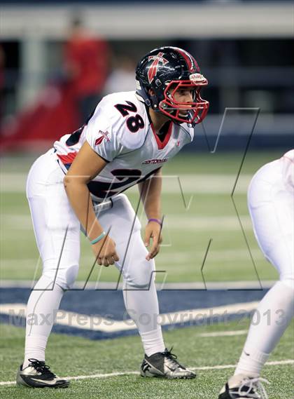 Thumbnail 2 in Centennial vs. South Oak Cliff (UIL 4A Area Playoff) photogallery.