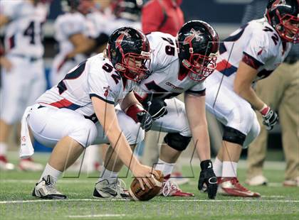 Thumbnail 2 in Centennial vs. South Oak Cliff (UIL 4A Area Playoff) photogallery.