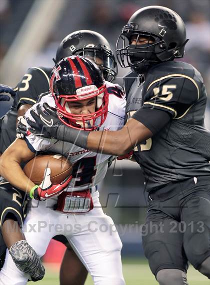 Thumbnail 1 in Centennial vs. South Oak Cliff (UIL 4A Area Playoff) photogallery.