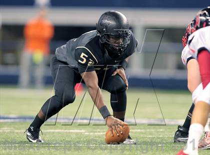 Thumbnail 2 in Centennial vs. South Oak Cliff (UIL 4A Area Playoff) photogallery.