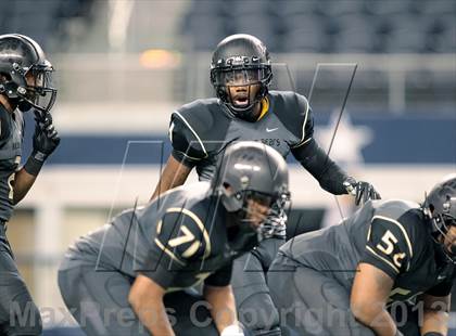 Thumbnail 3 in Centennial vs. South Oak Cliff (UIL 4A Area Playoff) photogallery.