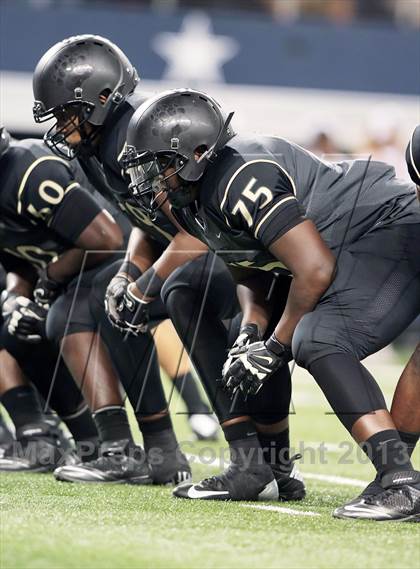 Thumbnail 1 in Centennial vs. South Oak Cliff (UIL 4A Area Playoff) photogallery.