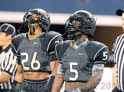 Thumbnail 2 in Centennial vs. South Oak Cliff (UIL 4A Area Playoff) photogallery.