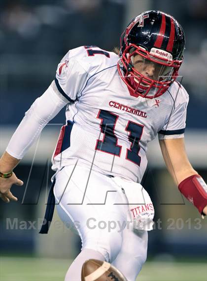 Thumbnail 2 in Centennial vs. South Oak Cliff (UIL 4A Area Playoff) photogallery.