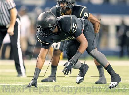 Thumbnail 2 in Centennial vs. South Oak Cliff (UIL 4A Area Playoff) photogallery.