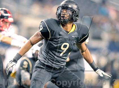Thumbnail 2 in Centennial vs. South Oak Cliff (UIL 4A Area Playoff) photogallery.