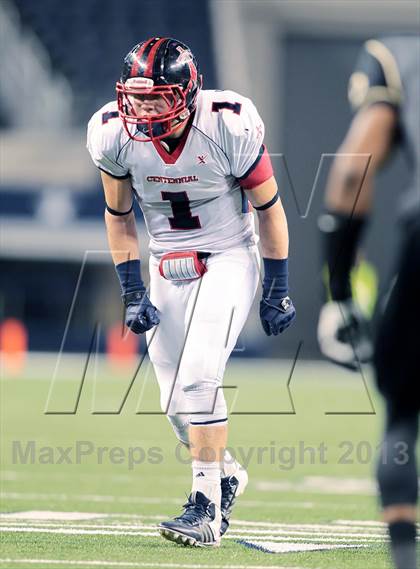 Thumbnail 1 in Centennial vs. South Oak Cliff (UIL 4A Area Playoff) photogallery.