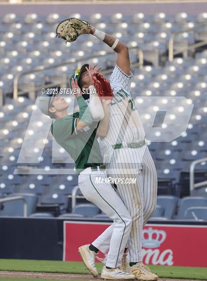 Thumbnail 2 in CIF San Diego Section All-Star Game (East vs. West) photogallery.