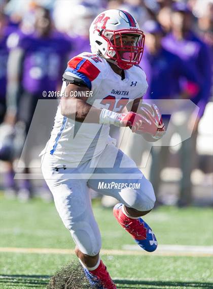 Thumbnail 1 in DeMatha @ Gonzaga photogallery.