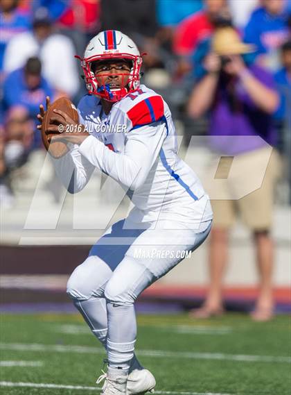 Thumbnail 1 in DeMatha @ Gonzaga photogallery.