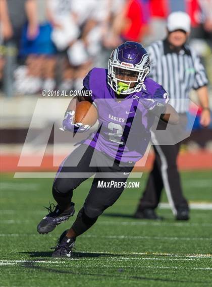 Thumbnail 1 in DeMatha @ Gonzaga photogallery.
