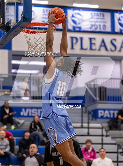 Thumbnail 2 in Millennium vs. IMG Academy (Five for the Fight) photogallery.