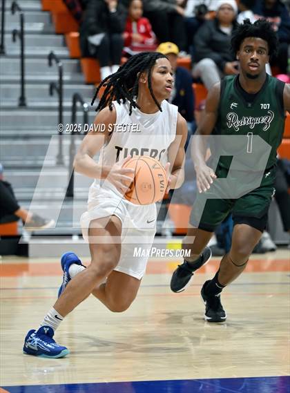 Thumbnail 2 in Rodriguez vs. Inderkum (Fortune Showcase) photogallery.