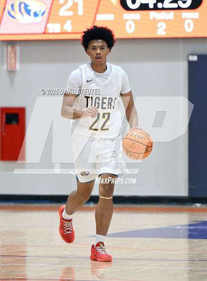 Thumbnail 2 in Rodriguez vs. Inderkum (Fortune Showcase) photogallery.