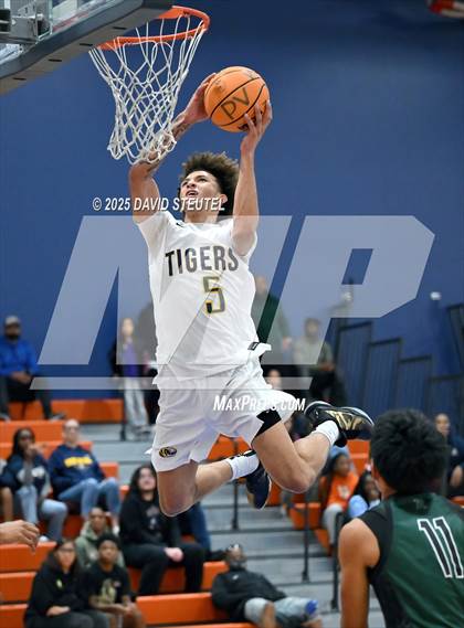 Thumbnail 2 in Rodriguez vs. Inderkum (Fortune Showcase) photogallery.
