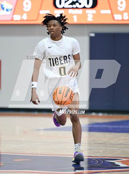 Thumbnail 1 in Rodriguez vs. Inderkum (Fortune Showcase) photogallery.